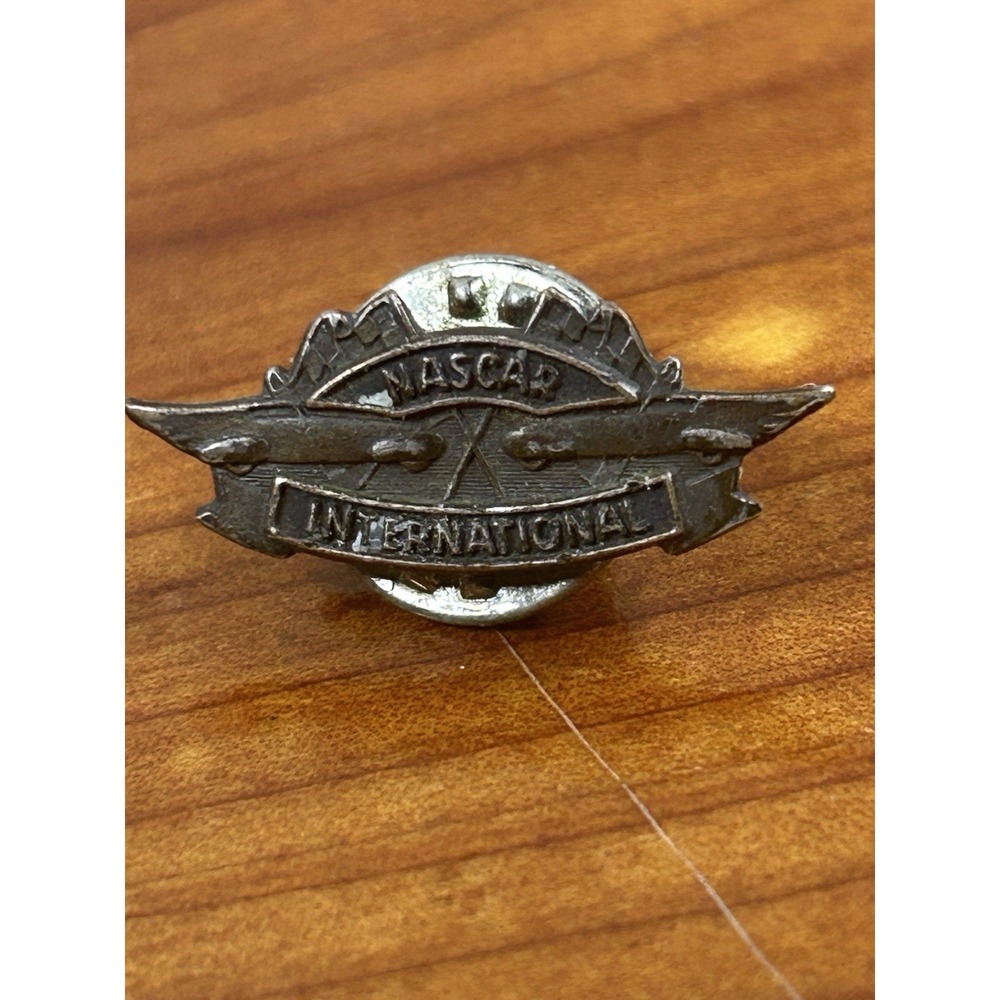 NASCAR INTERNATIONAL LOGO PEWTER STYLE NASCAR RACING HAT PIN